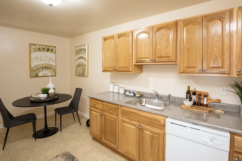 Middlesex County, NJ 1, 2 & 3 Bedroom Apartments for Rent