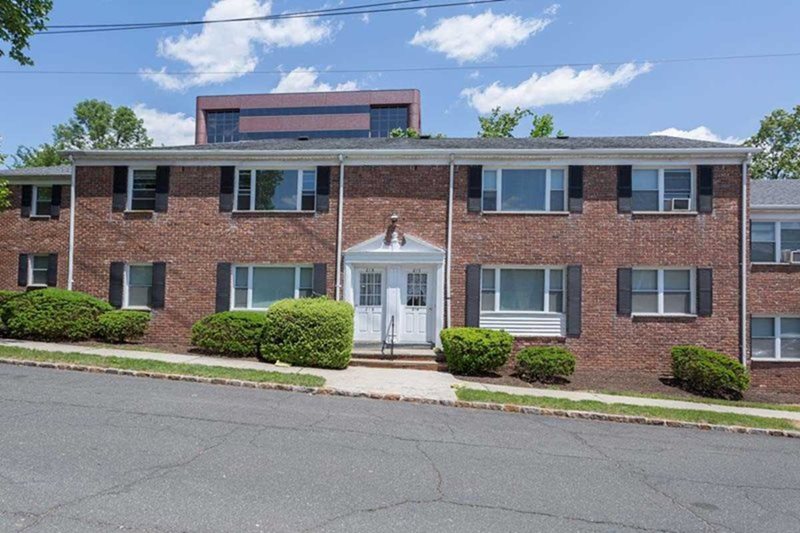 Greenfield Gardens 1 2 Bedroom Apartments For Rent In Edison Nj
