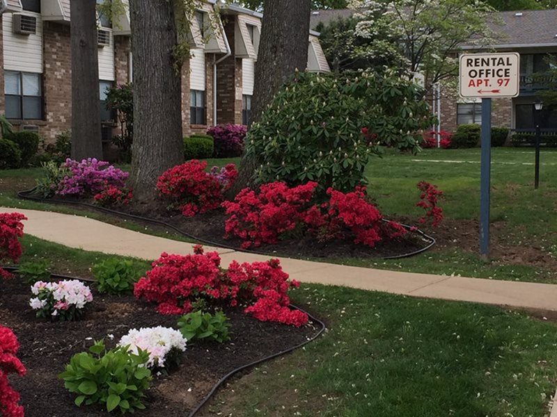 1 & 2 Bedroom Apartments for Rent in Edison, NJ