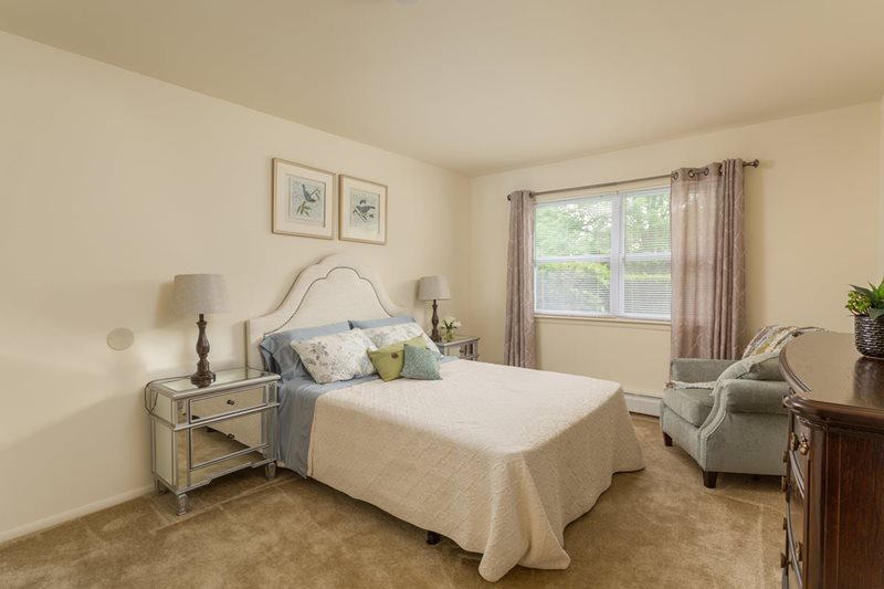 Warren County, NJ 1 & 2 Bedroom Apartments in Hackettstown