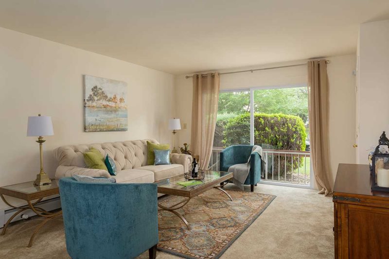 Warren County, NJ 1 & 2 Bedroom Apartments in Hackettstown